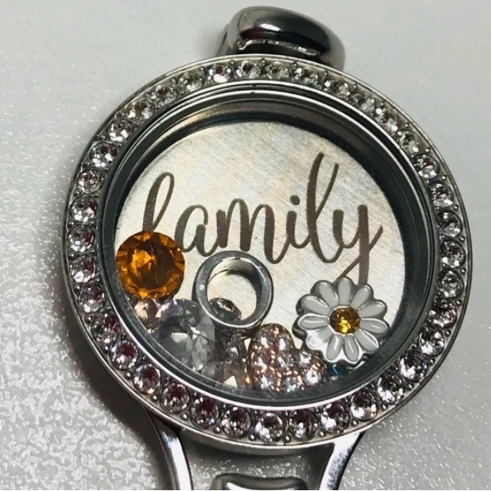 Origami Owl Large Twist Silver Locket with Crystals and Family Charm